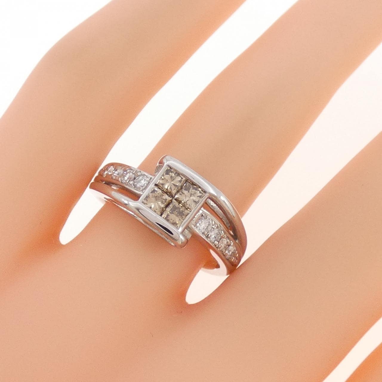 K18WG ダイヤモンド リング 0.70CT