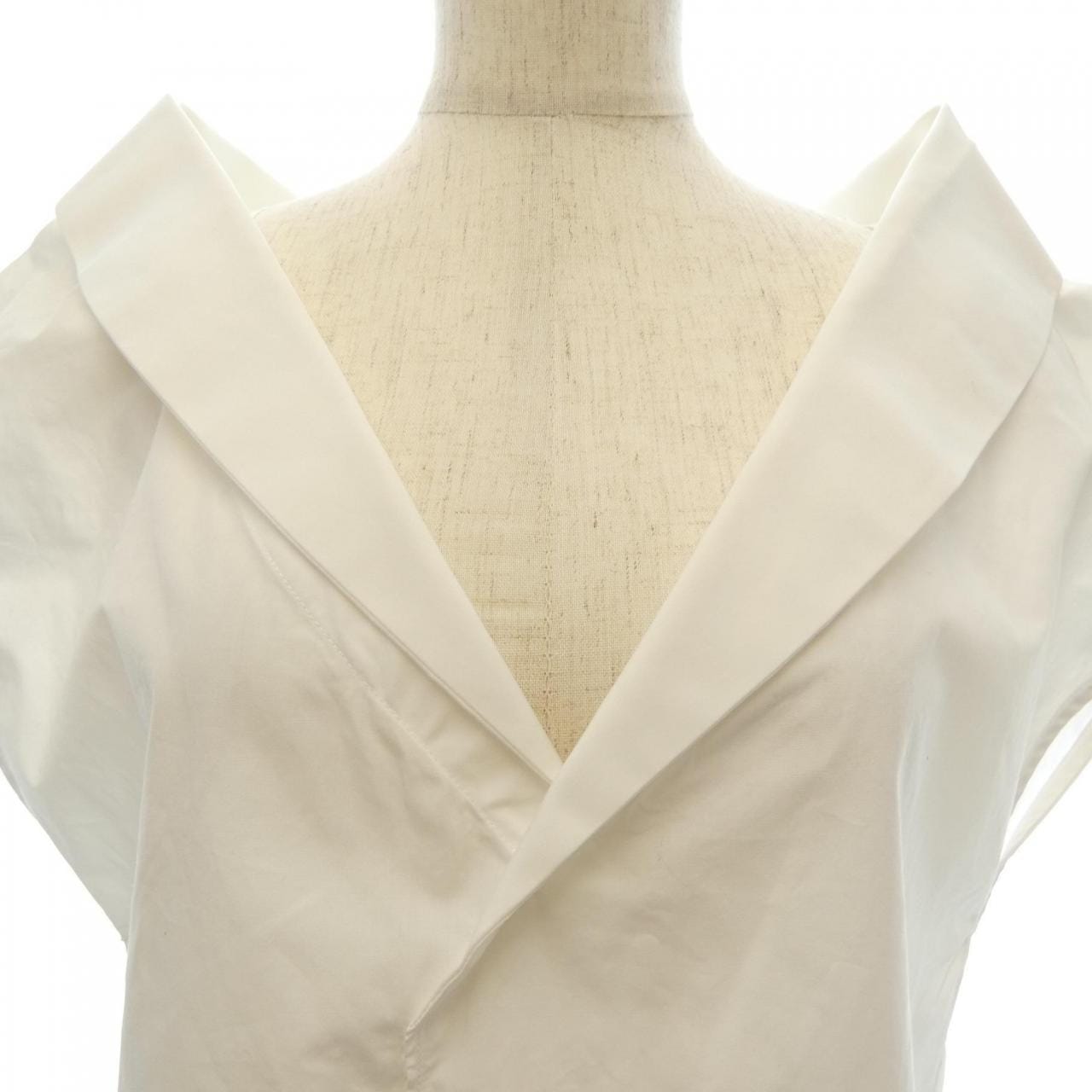 メゾンマルジェラ Maison Margiela S31NC0452 S43677 トップス