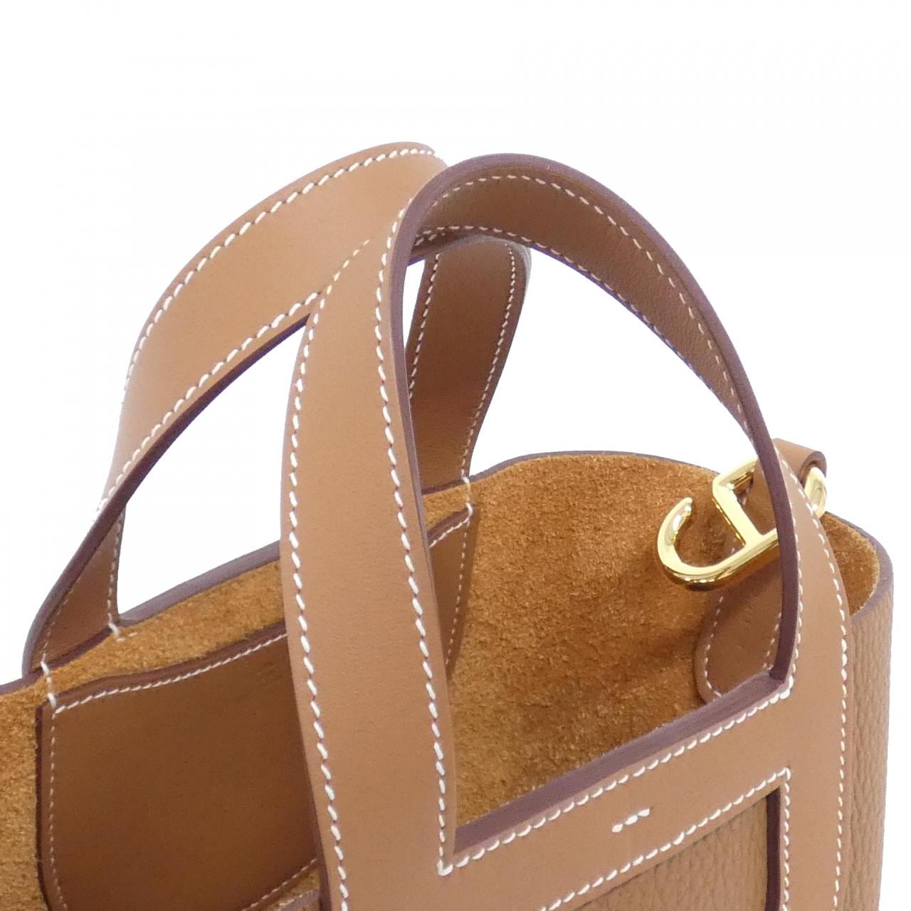 エルメス イン ザ ループ 18cm 084274CC バッグ