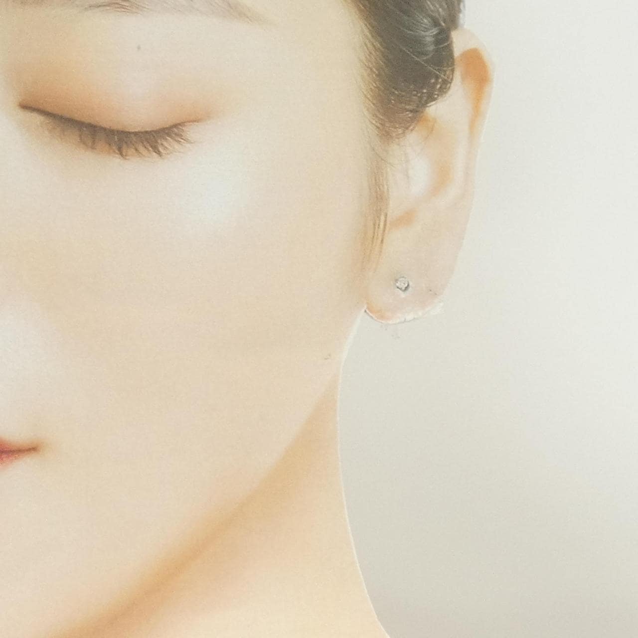 PT900 ダイヤモンド ピアス 0.10CT