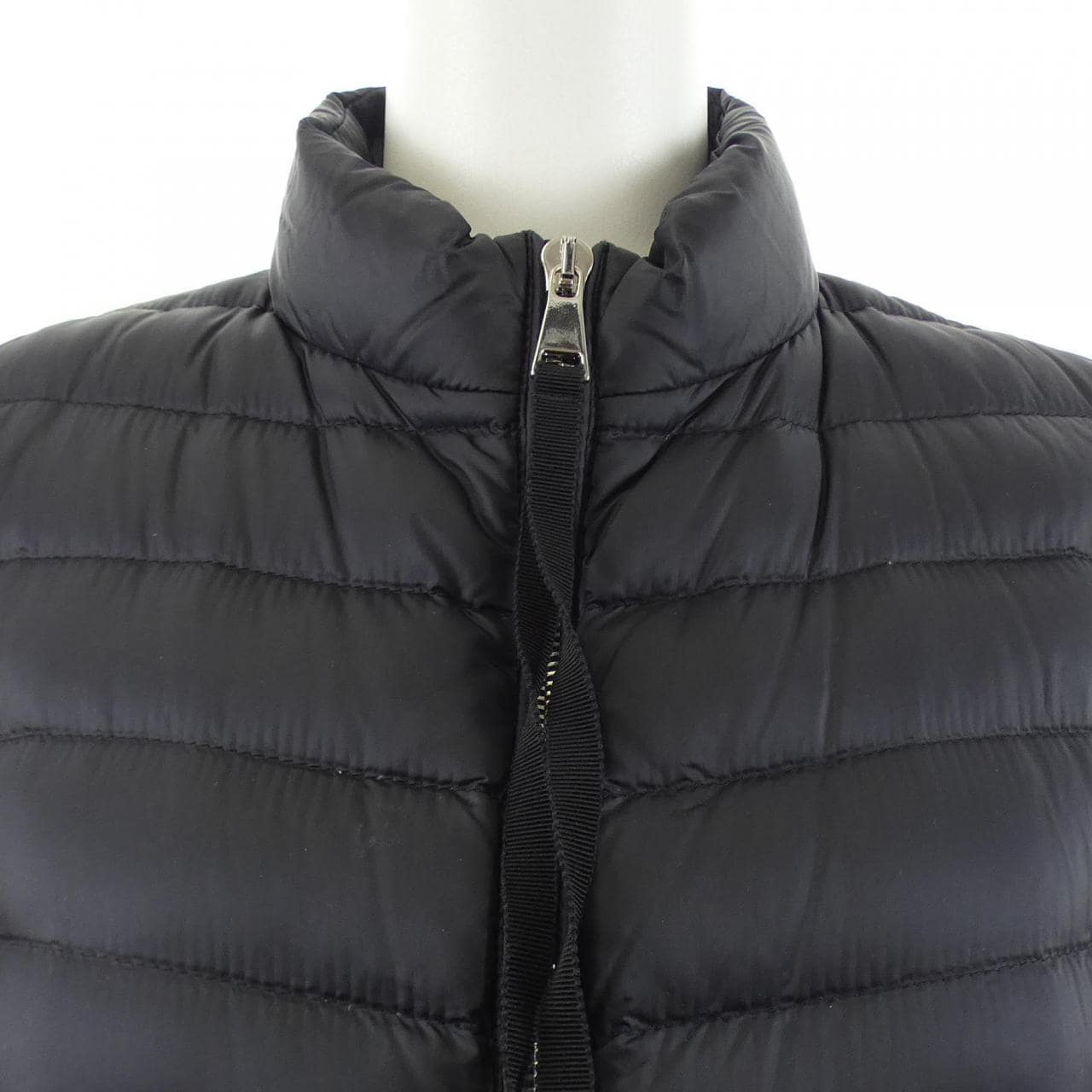 モンクレール MONCLER AGATE ダウンジャケット