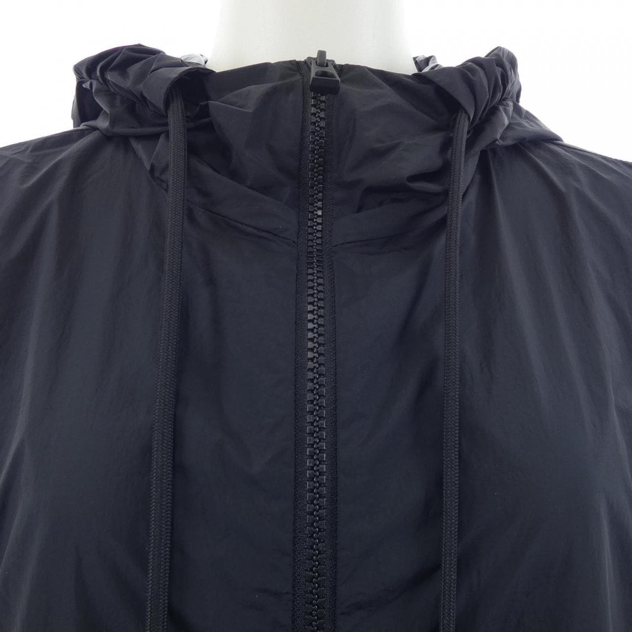 モンクレール MONCLER CASSIE ブルゾン