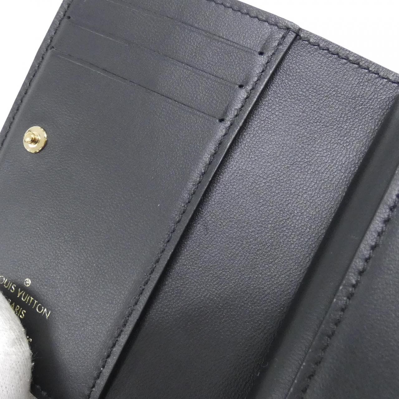 ルイヴィトン マヒナ ポルトフォイユ クレア M82743 財布