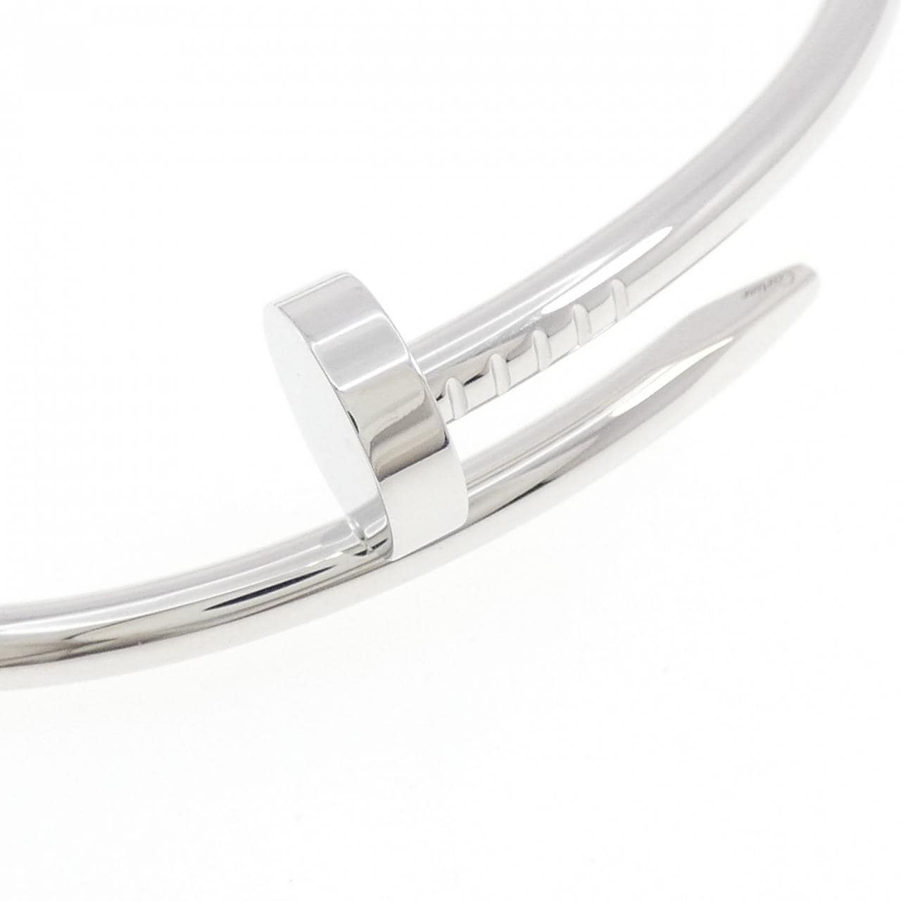 カルティエ ジュスト アン クル バングル