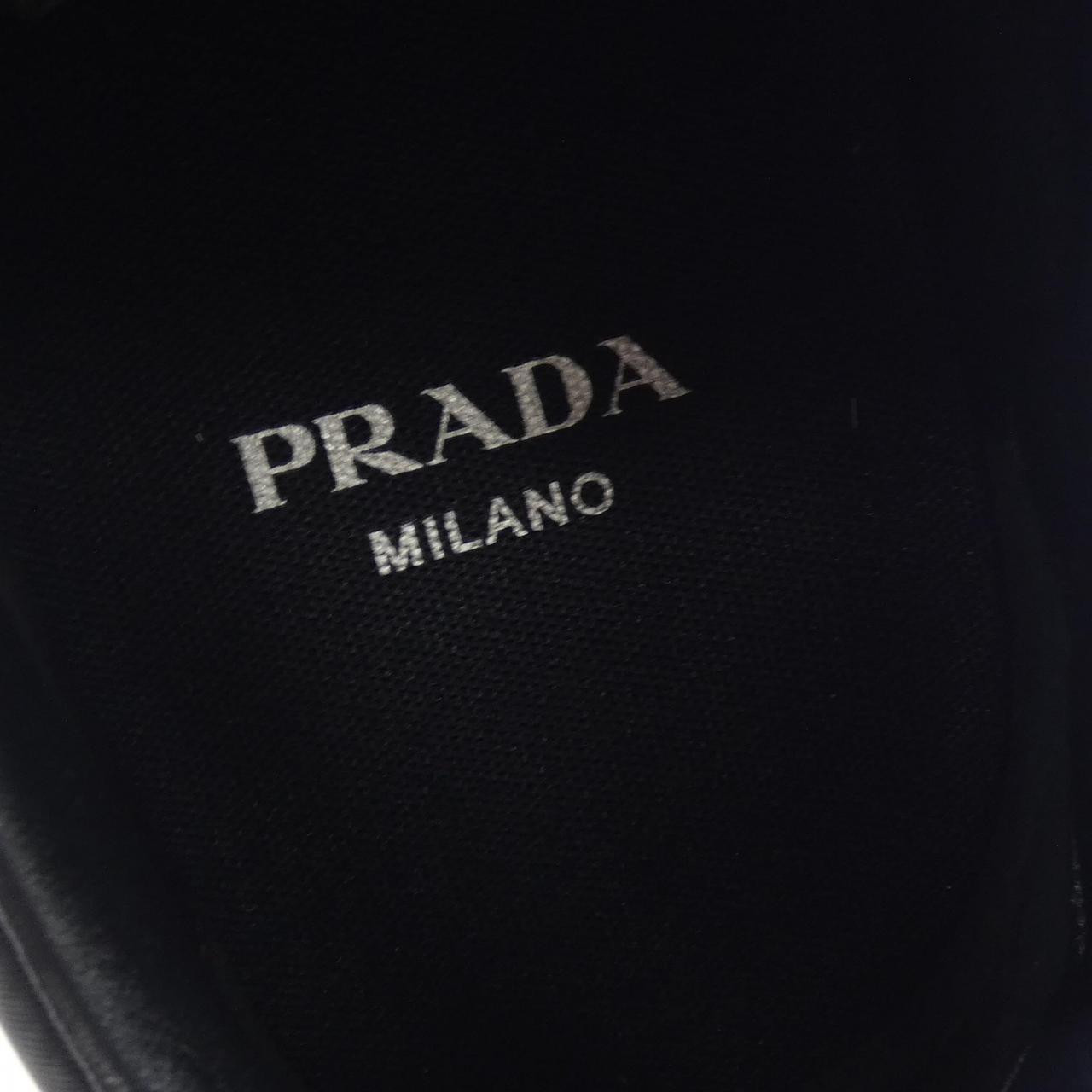 プラダ PRADA コート 2EE483 スニーカー