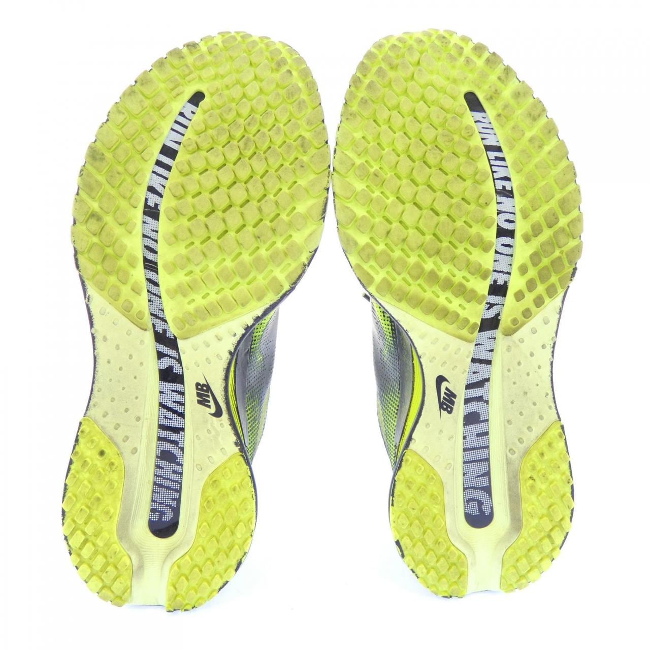 ナイキ NIKE IQ7336-700 スニーカー