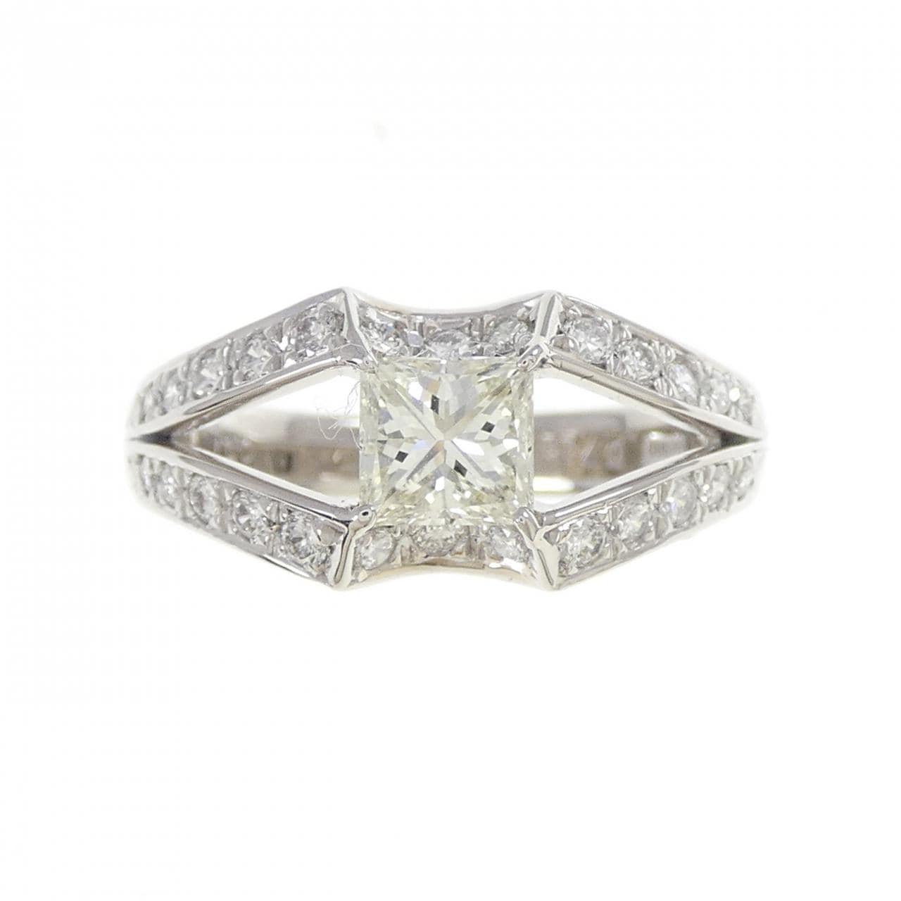 PT900 ダイヤモンド リング 0.733CT