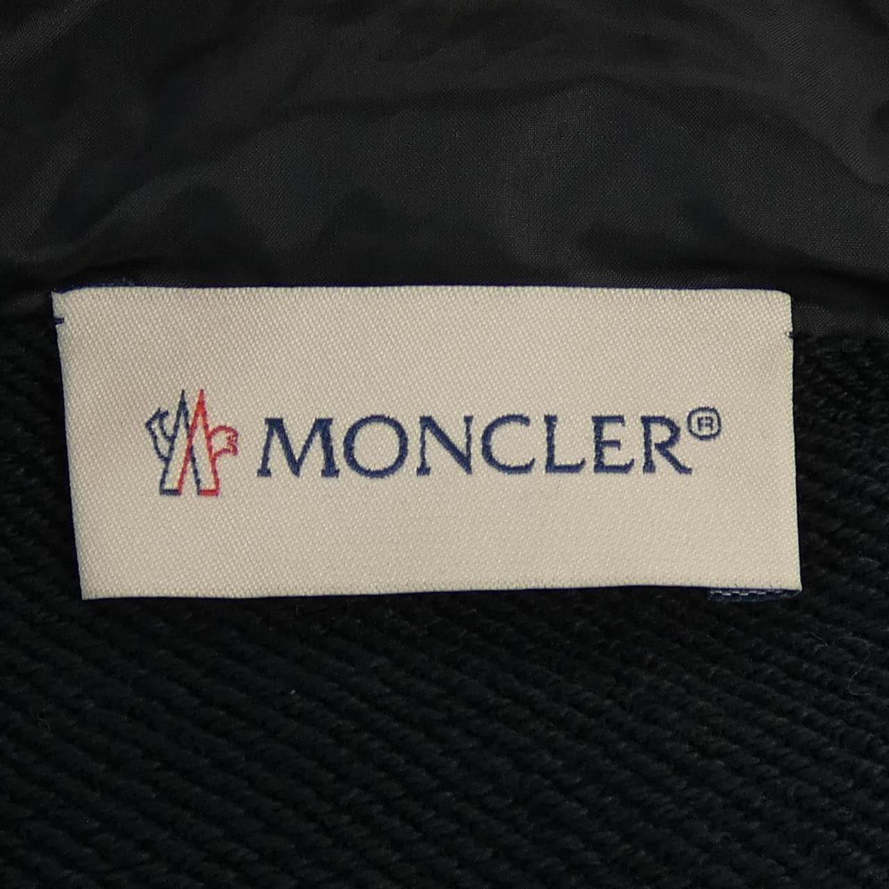 モンクレール MONCLER ダウンジャケット