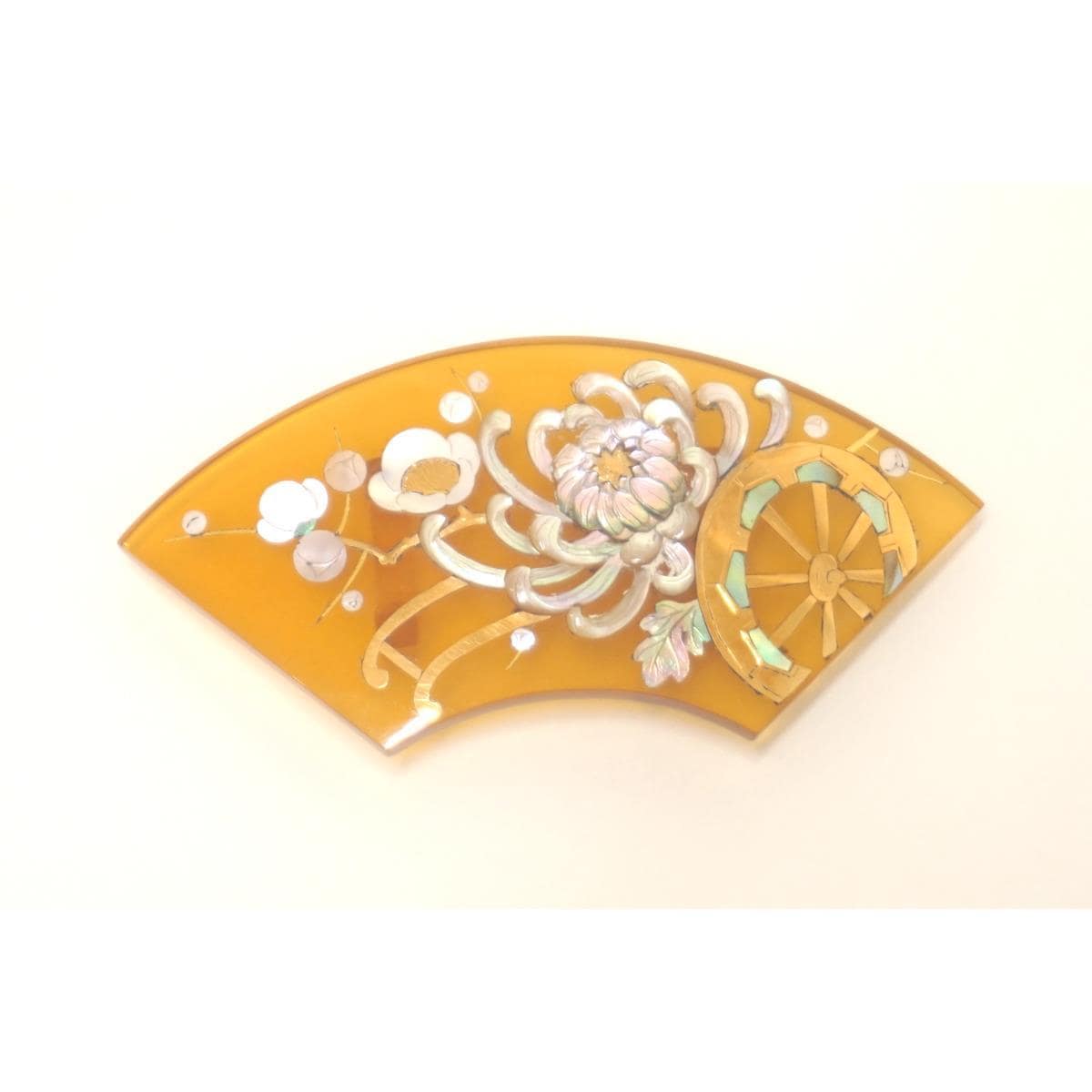 Obidome with mother-of-pearl inlay