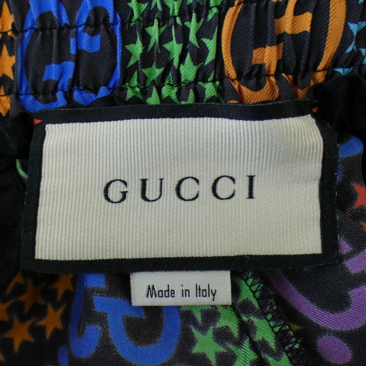 グッチ GUCCI ショートパンツ