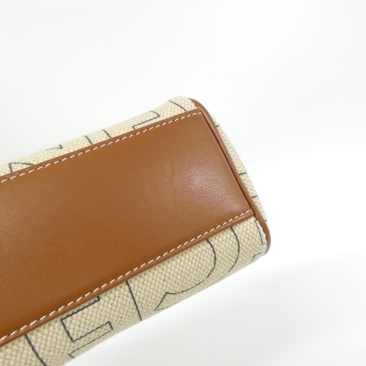 セリーヌ ティーン ソフト16 196852ERG ショルダーバッグ