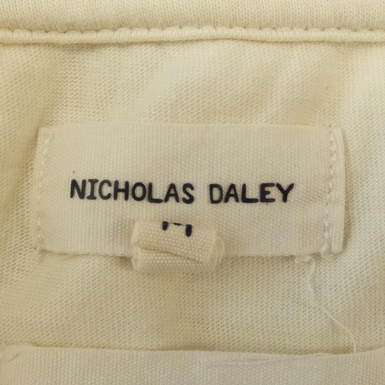 NICHOLAS DALEY Tシャツ
