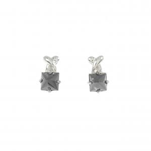 K18WG ダイヤモンド ピアス 0.656CT
