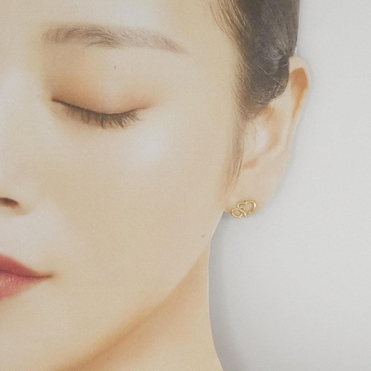 K18YG ハート ピアス