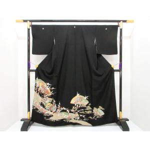 留袖　友禅金彩加工　刺繍入り　違い鷹の羽