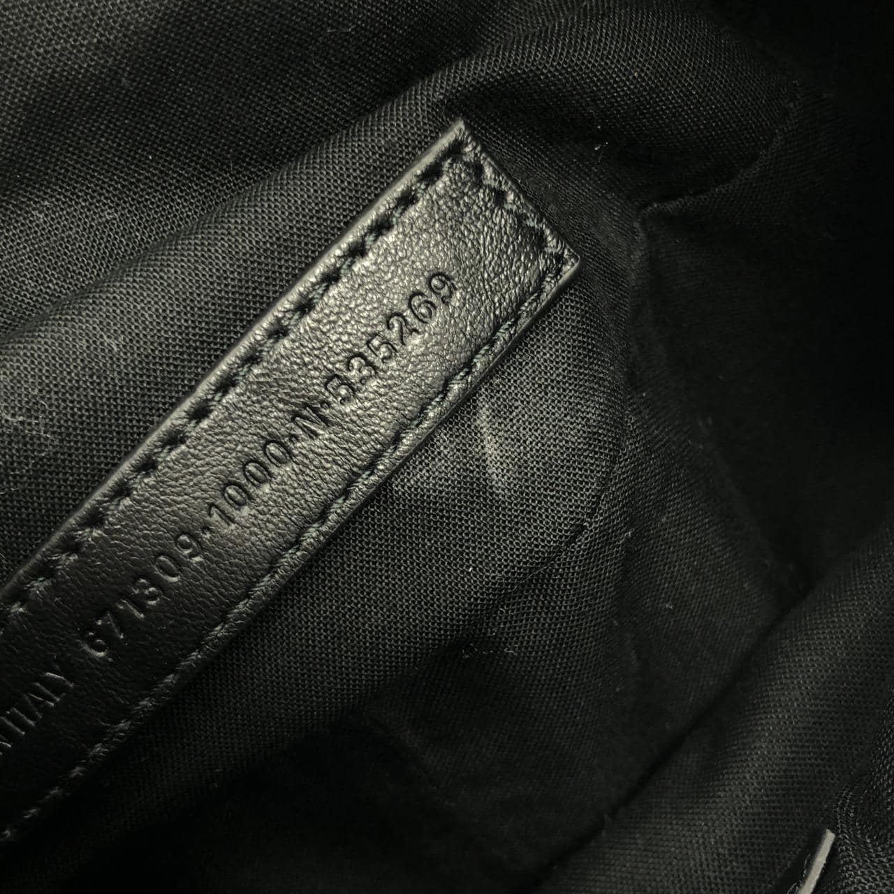 バレンシアガ ル カゴール XS 671309 ショルダーバッグ