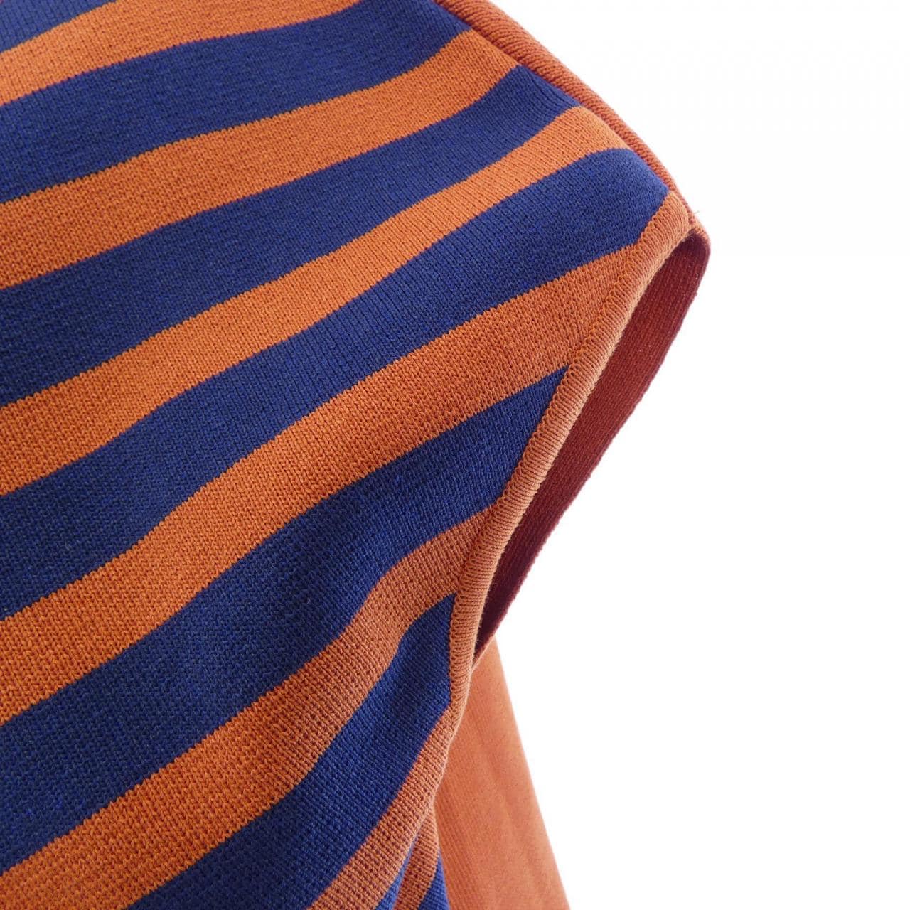 アキラナカ AKIRA NAKA ニット