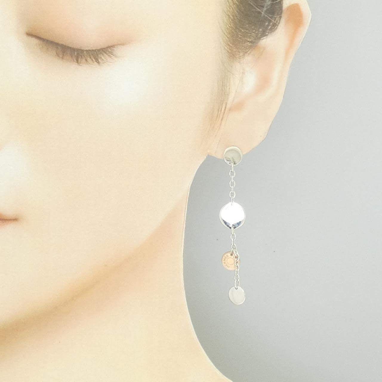 エルメス コンフェッティ ピアス