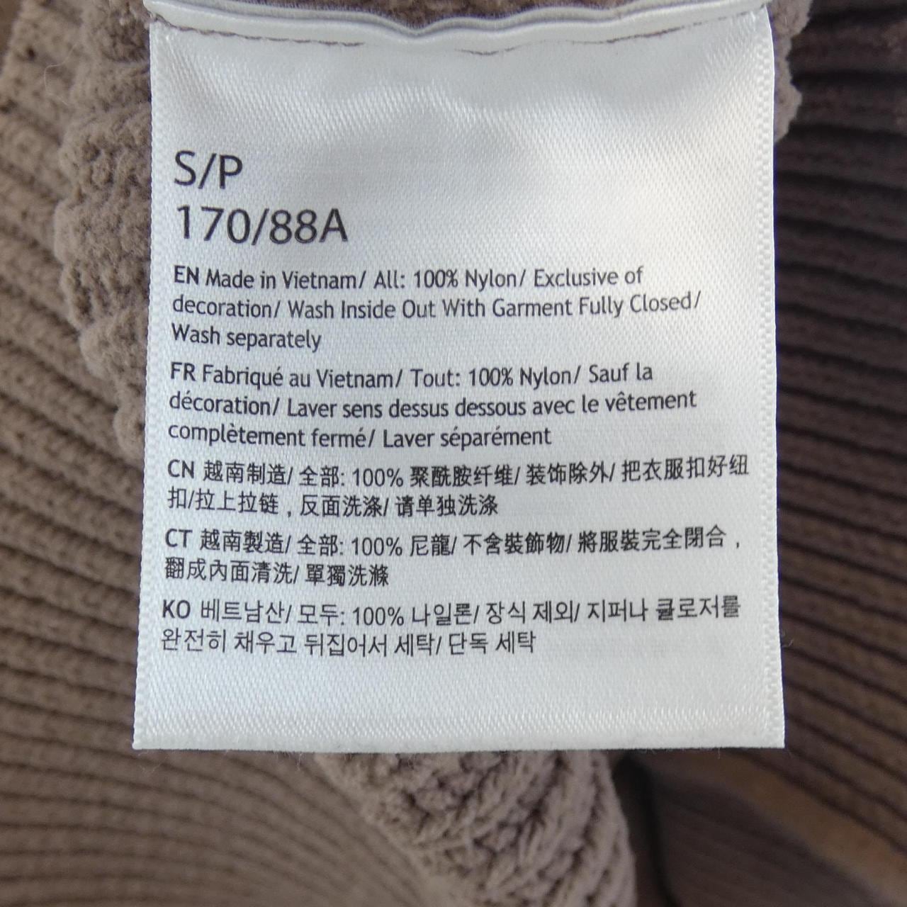 LULULEMON カーディガン
