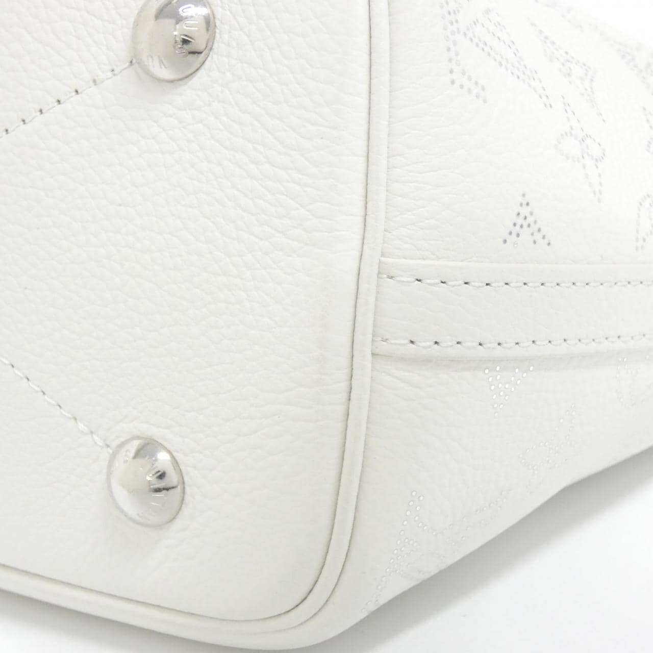 ルイヴィトン マヒナ ブロッサム PM M11842 バッグ