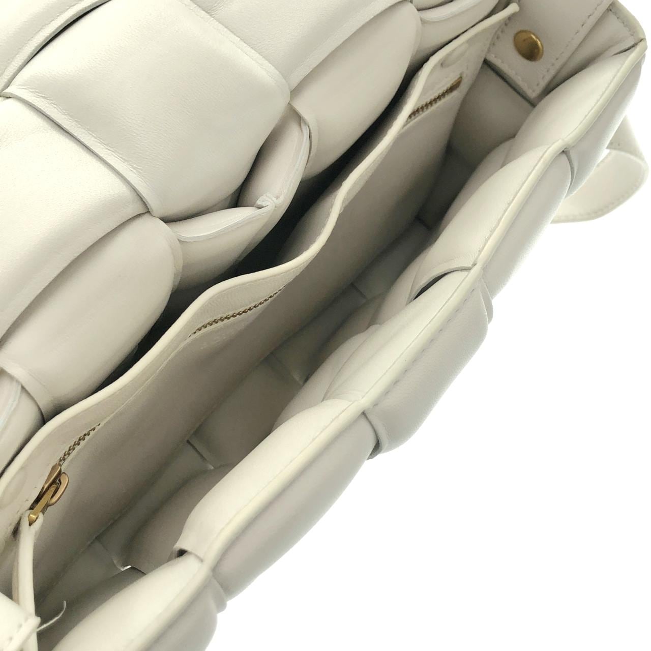 ボッテガヴェネタ 591970 VCQR1 ショルダーバッグ