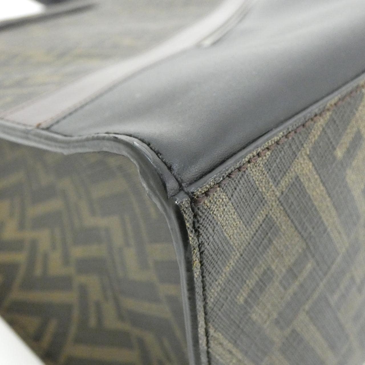 フェンディ 7VA481 A9XS バッグ