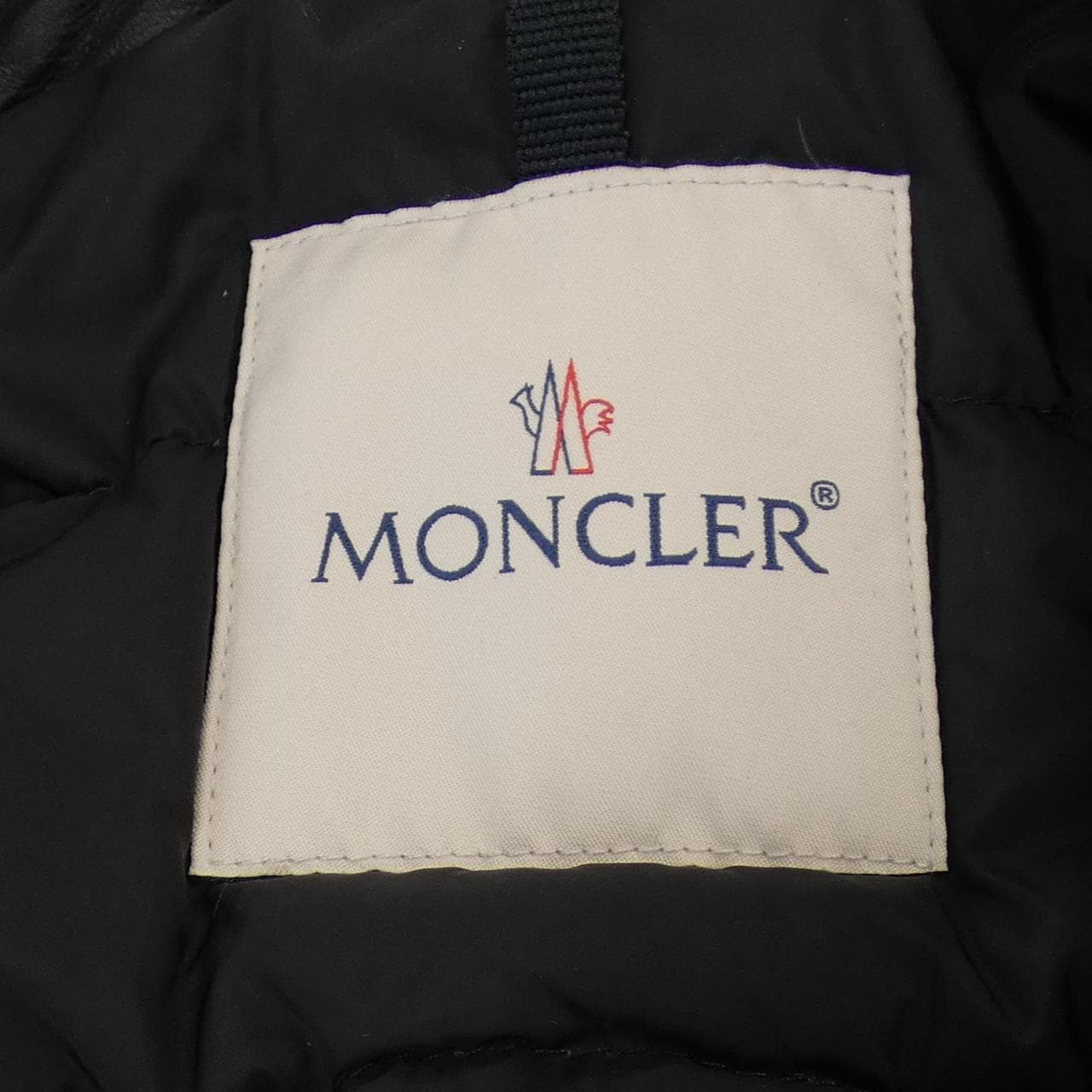 MONCLER蒙克勒羽绒服