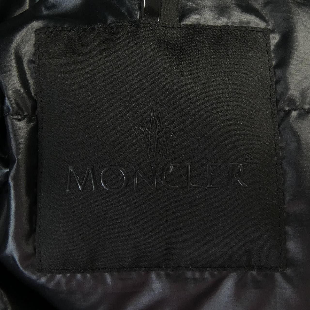 MONCLER蒙克勒羽絨服