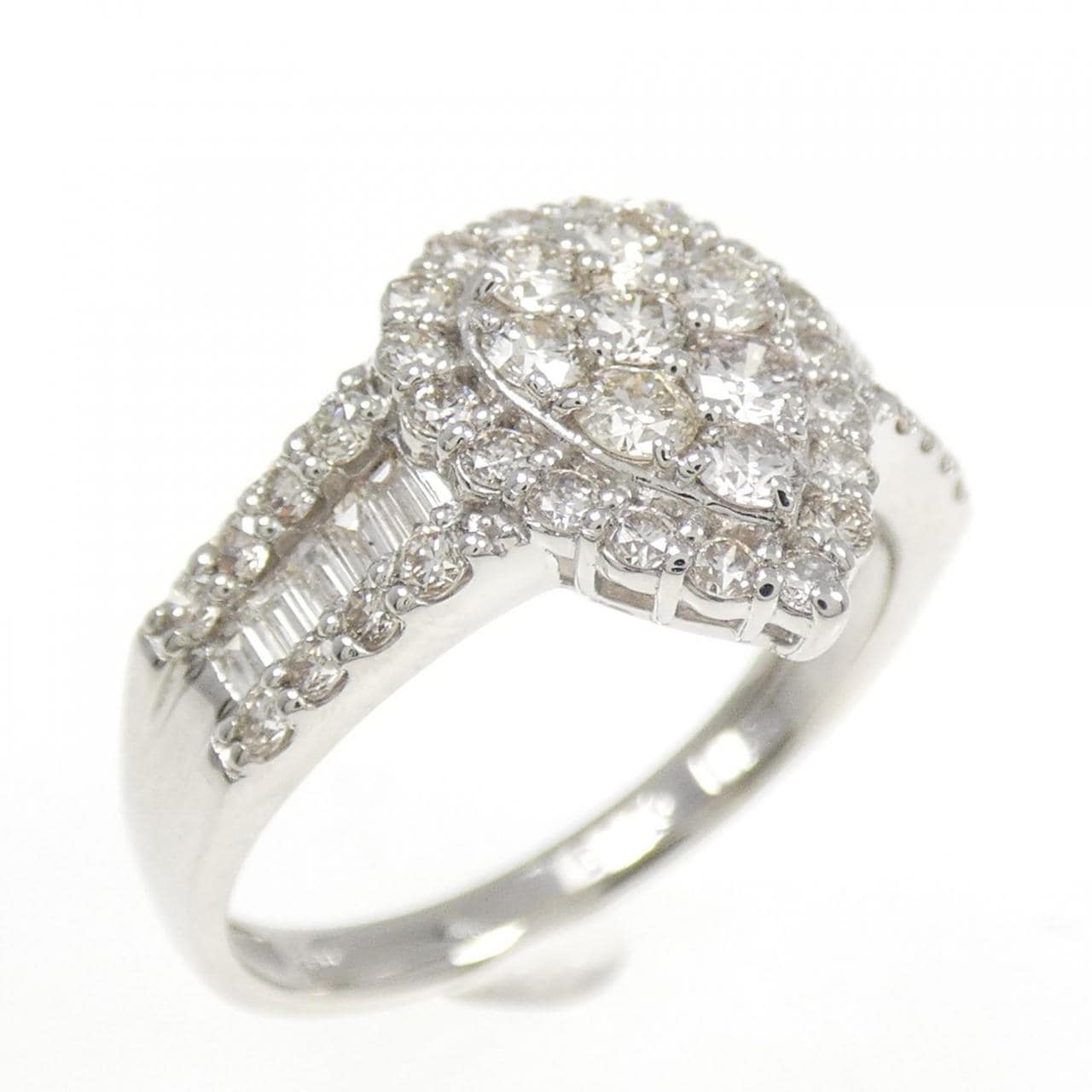 [BRAND NEW] PT Diamond Ring 1.00CT