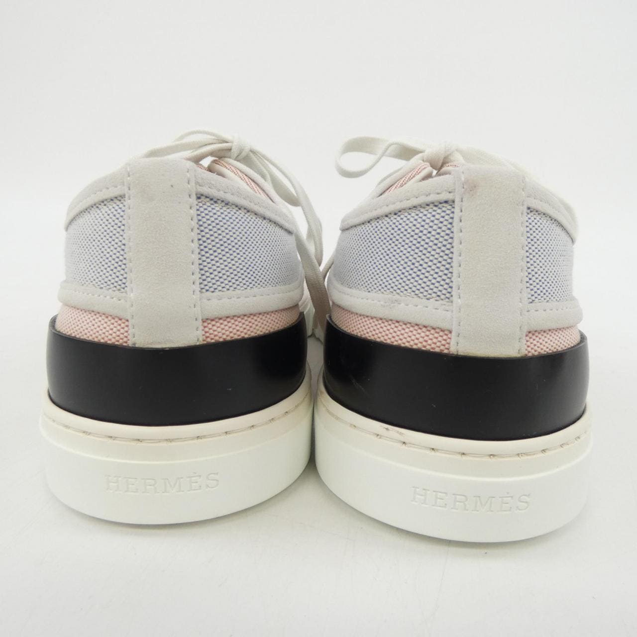 HERMES 221910Z sneakers