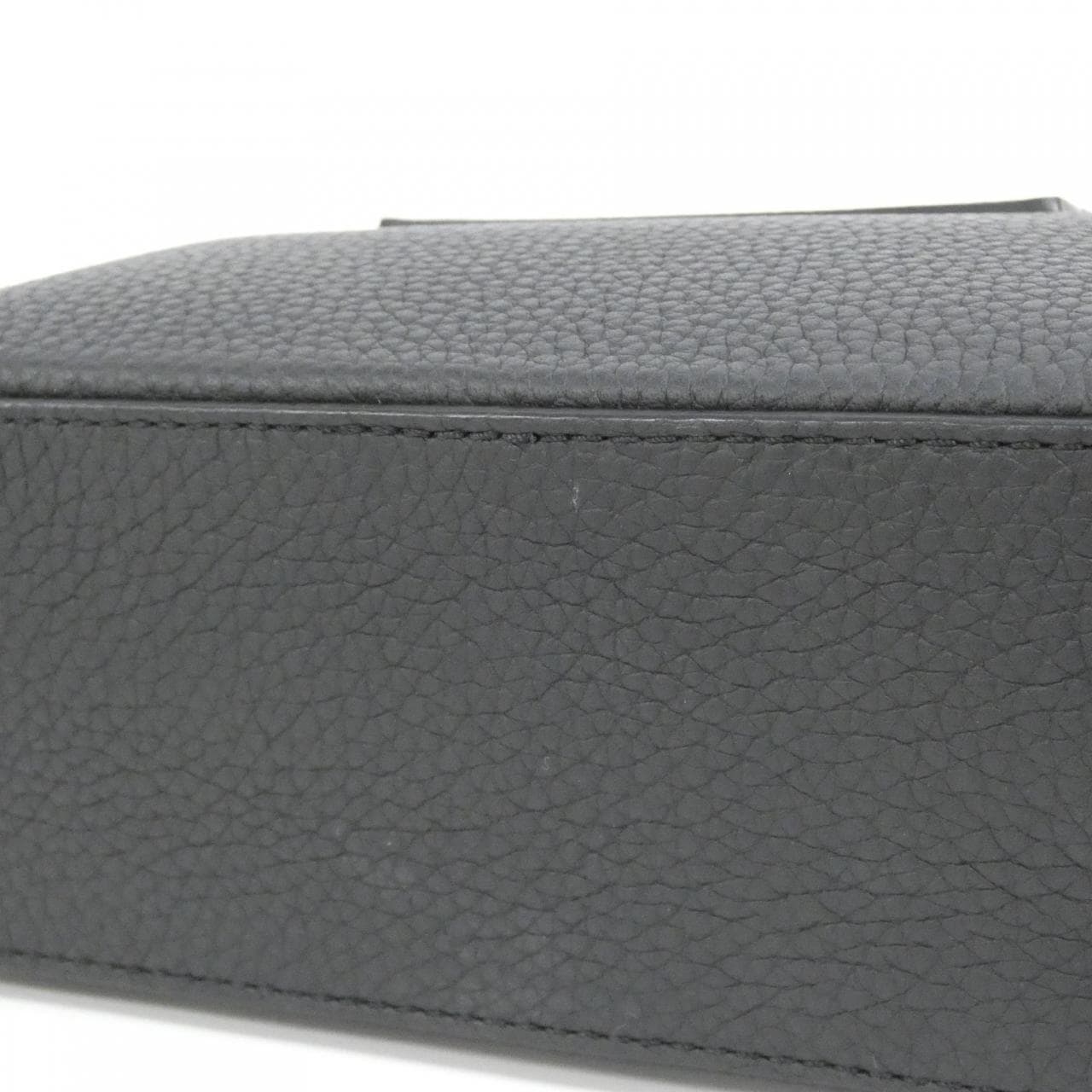 ルイヴィトン カプシーヌ MINI M11342 バッグ