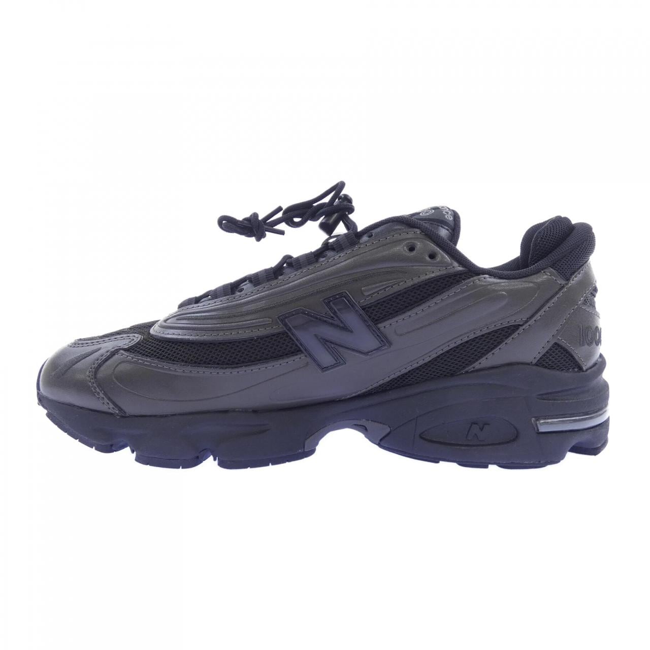 ニューバランス NEW BALANCE M1000UA スニーカー