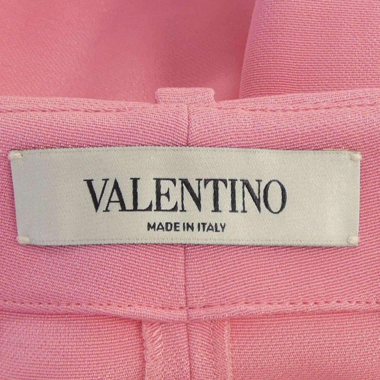 ヴァレンティノ VALENTINO VB0RA7P06BS ショートパンツ