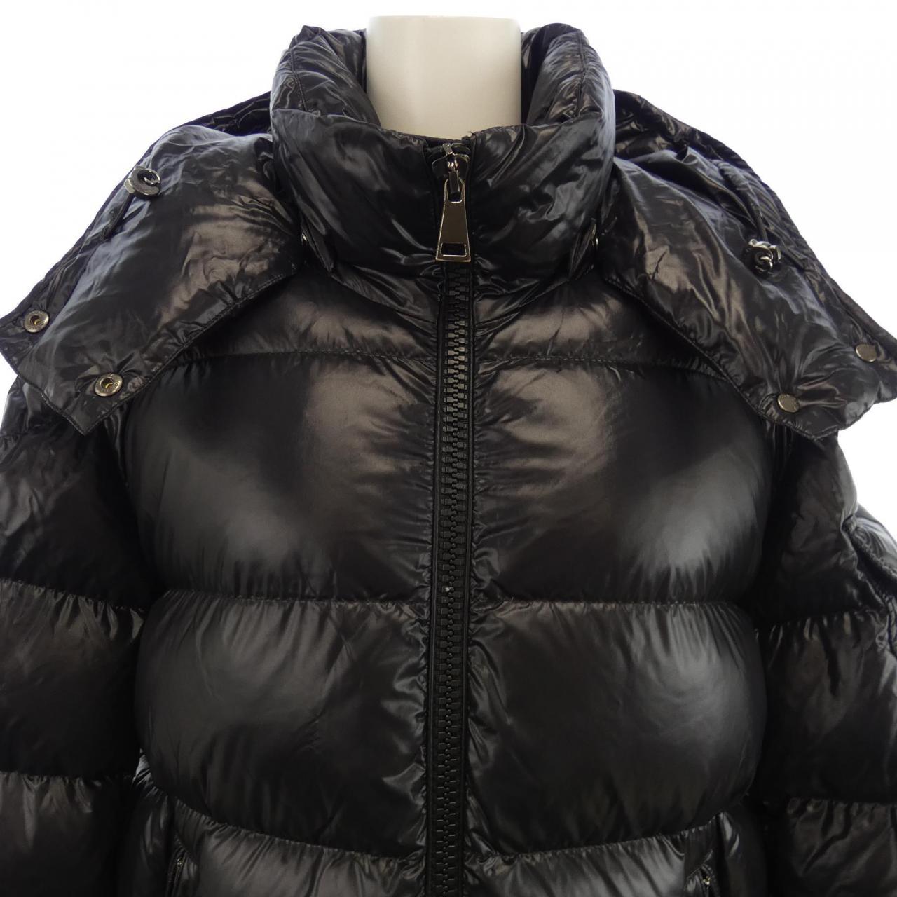 モンクレール MONCLER ダウンジャケット
