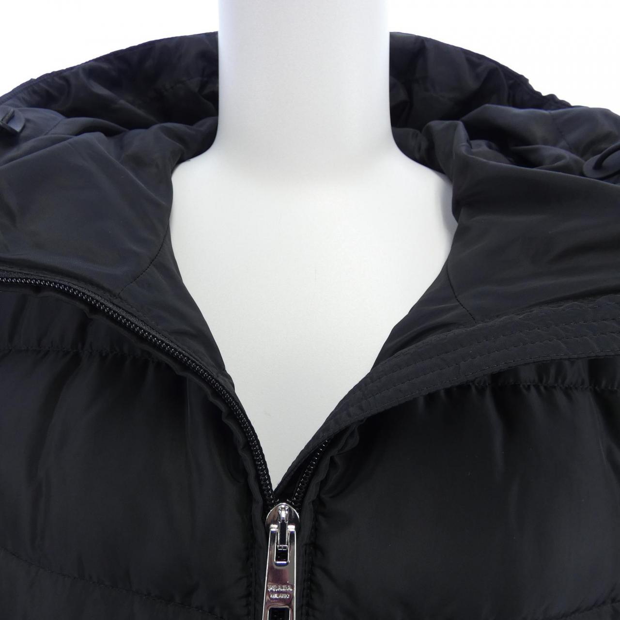プラダ PRADA トライアングルロゴ 290364 R212 1060 ダウンコート