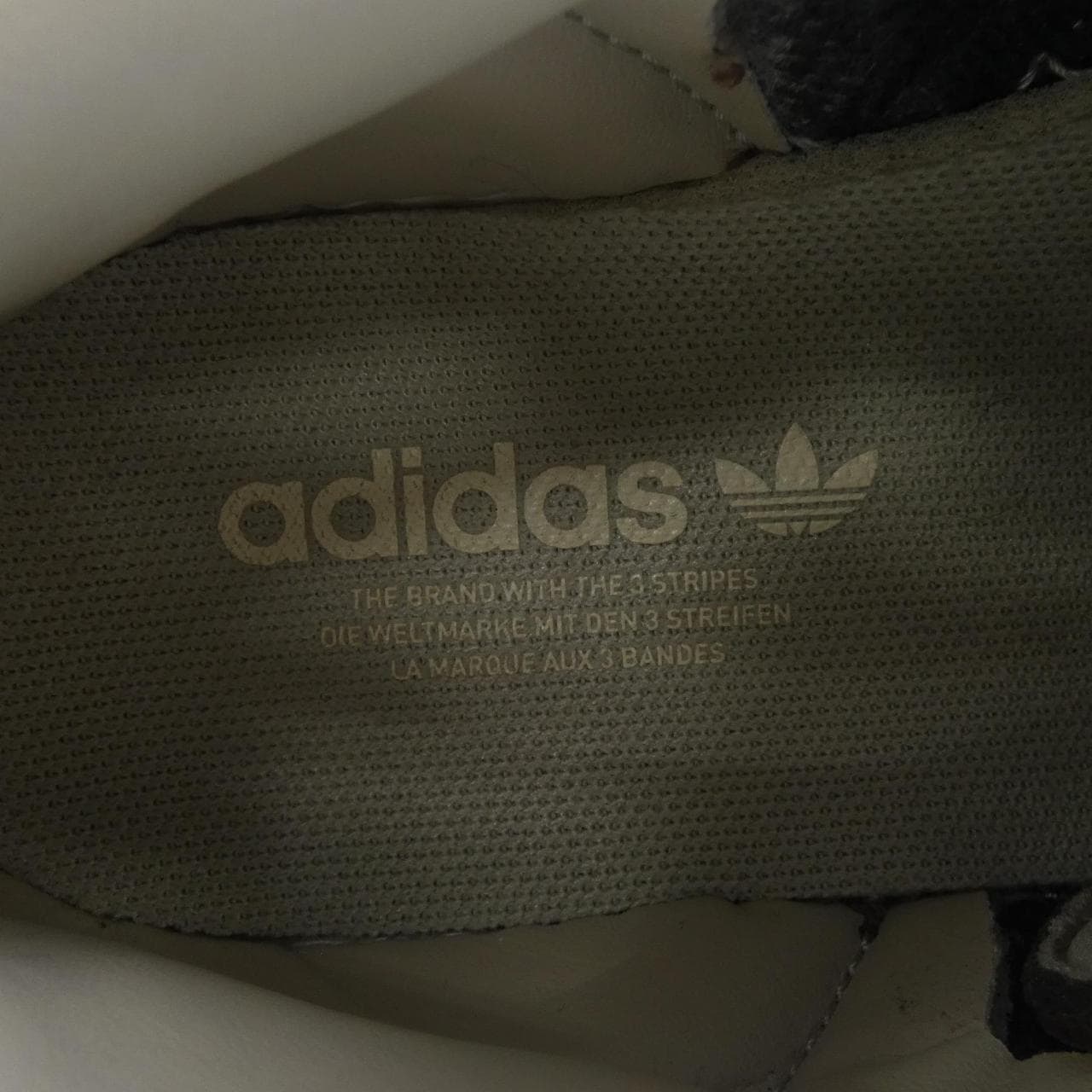 アディダス ADIDAS ID1481 スニーカー