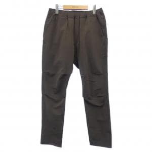 BLACK BRICK パンツ