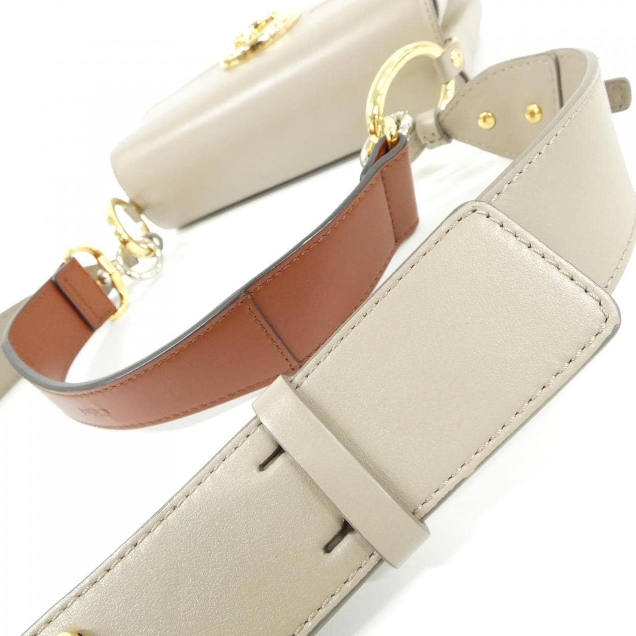 クロエ クロエ シー CHC19SS191 A37 ショルダーバッグ