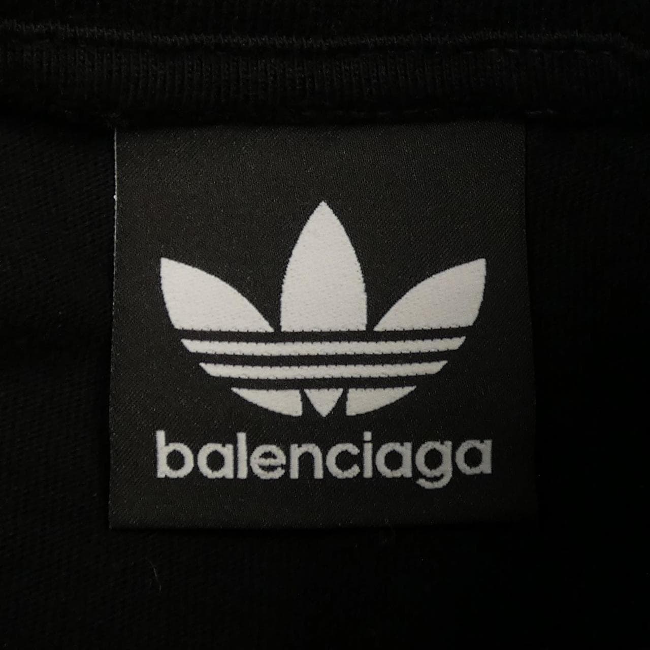バレンシアガ BALENCIAGA ADIDAS 723976 TNVN8 Tシャツ
