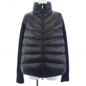 モンクレール MONCLER ダウンジャケット