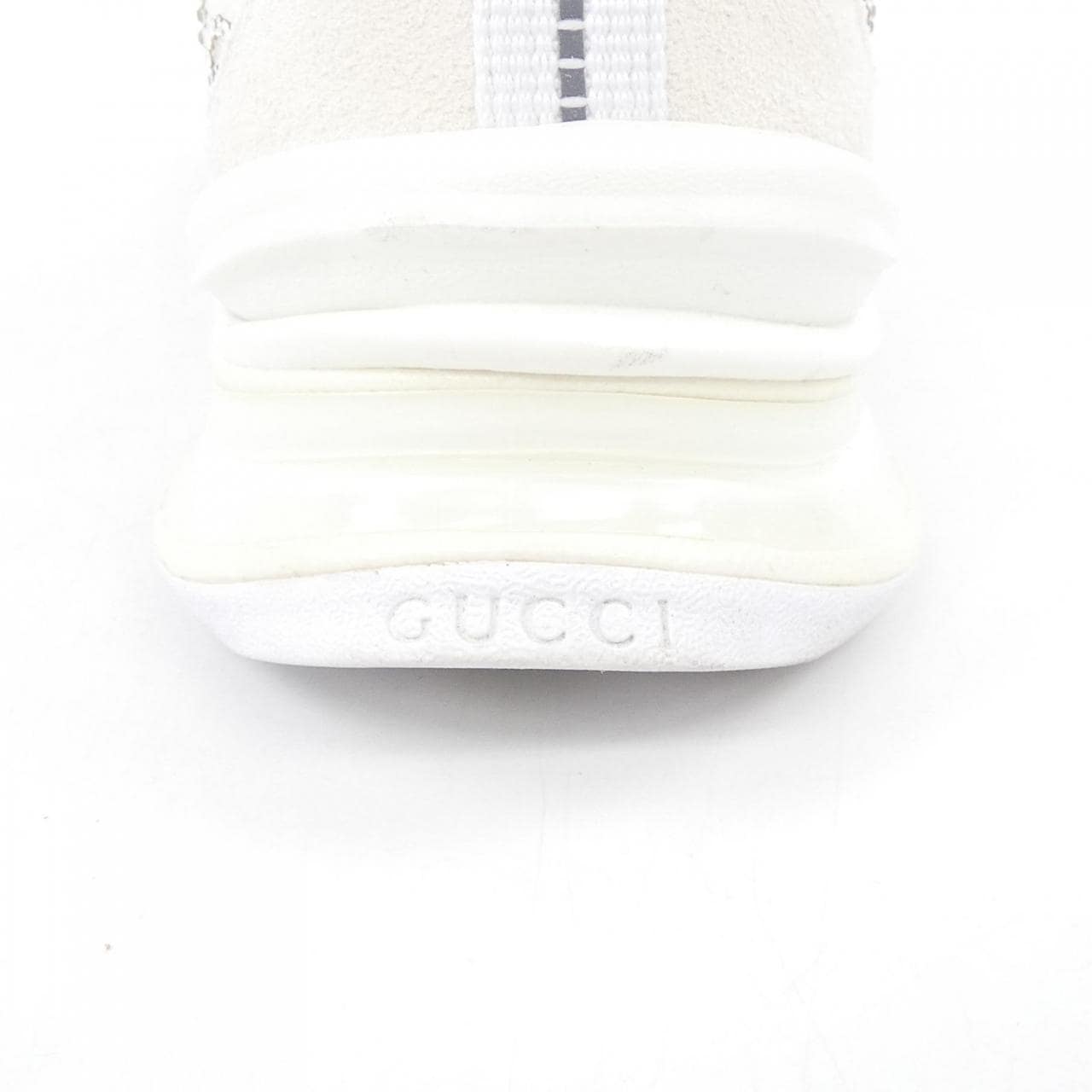 グッチ GUCCI GUCCI RUN 758088 FACG4 スニーカー