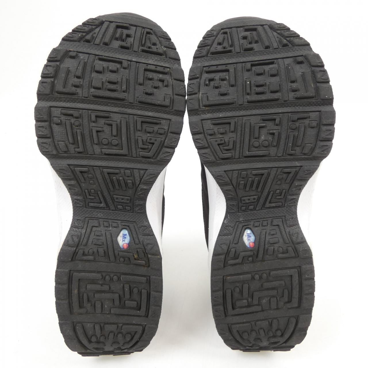 ナイキ NIKE DO8095-101 スニーカー