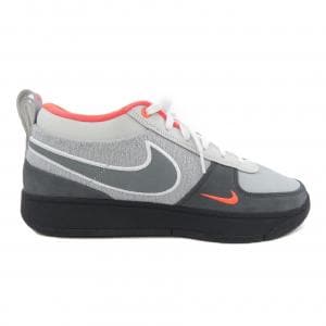 ナイキ NIKE IR0839-001 スニーカー