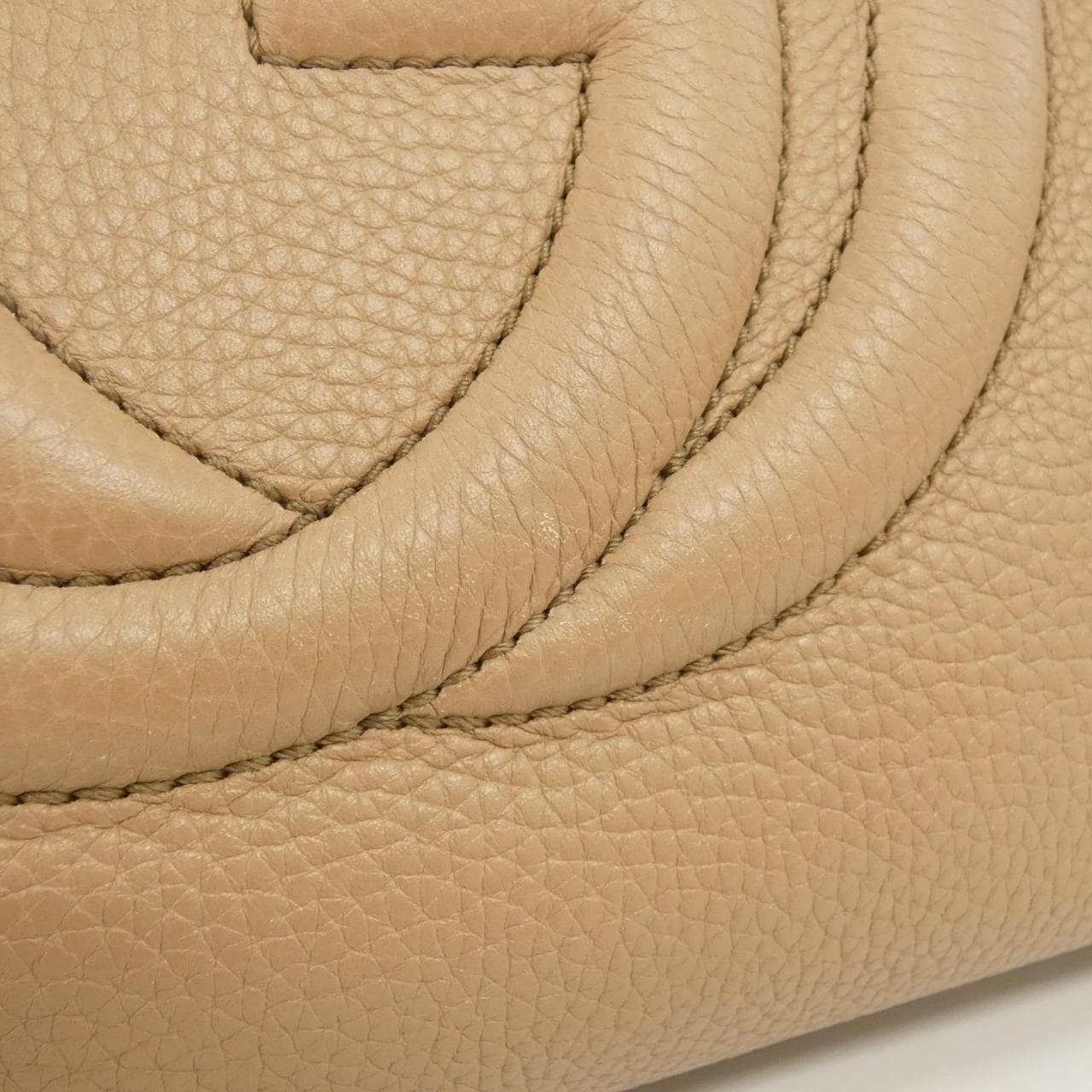 グッチ 536196 A7M0G ショルダーバッグ