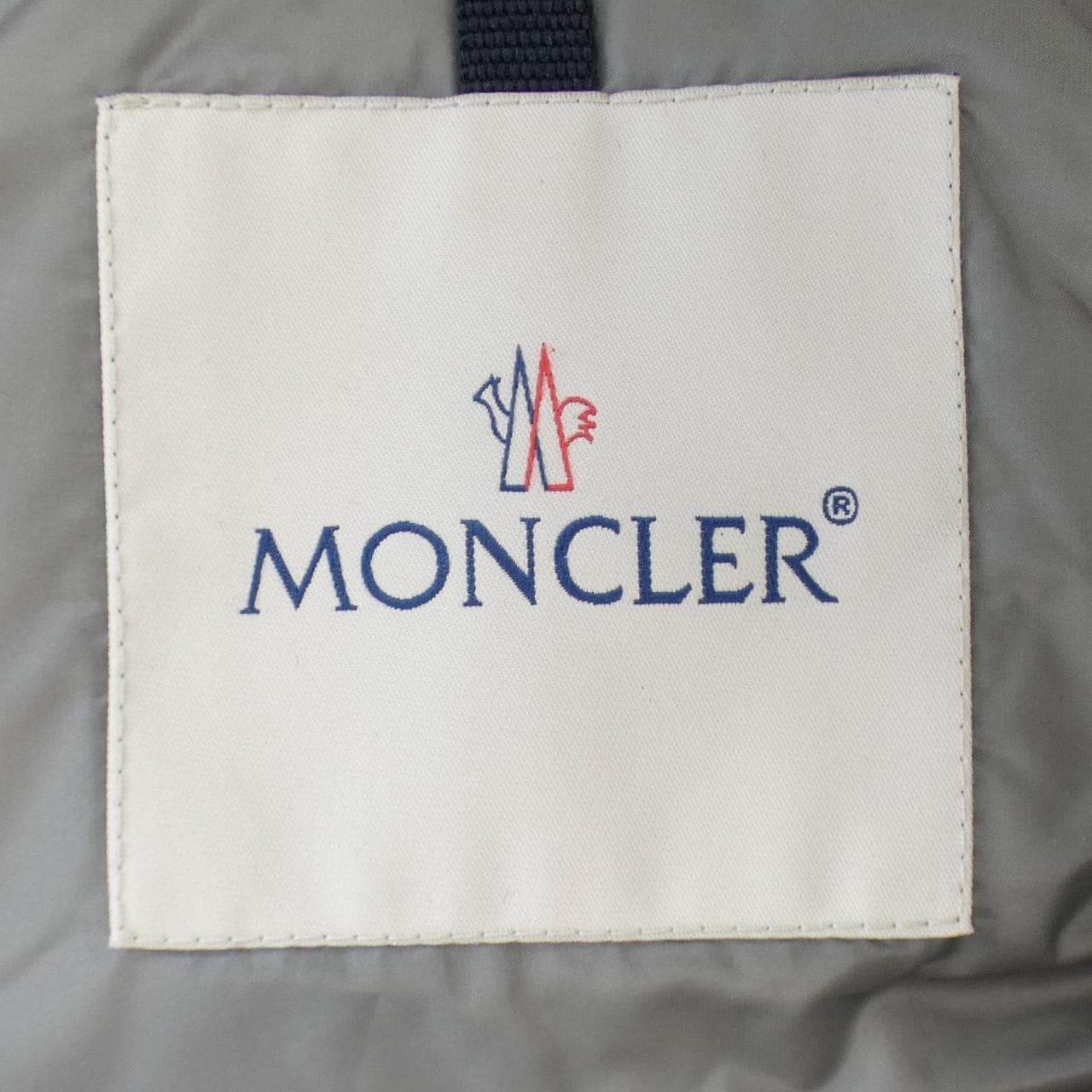 モンクレール MONCLER ダウンジャケット