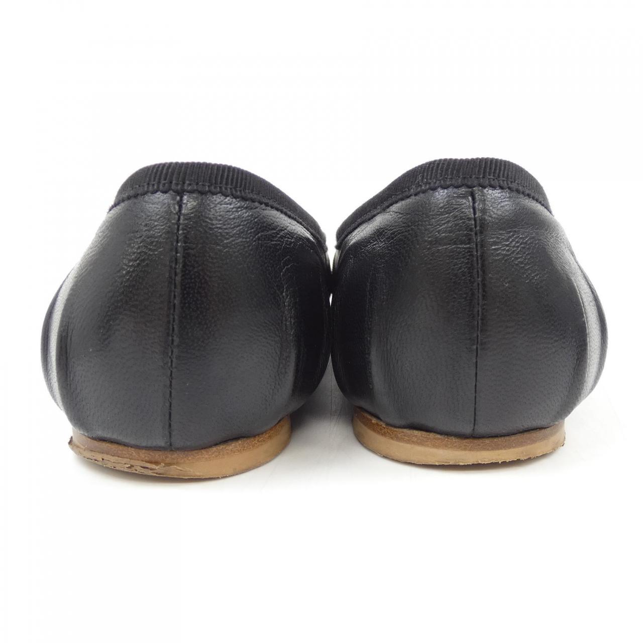 ロジェヴィヴィエ ROGER VIVIER フラットシューズ