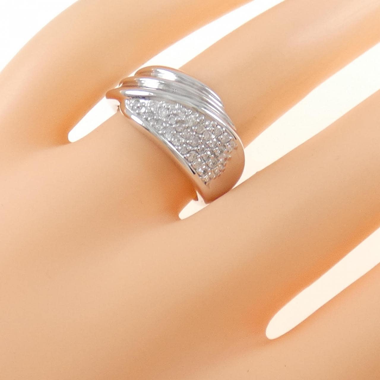 K18WG ダイヤモンド リング 0.31CT