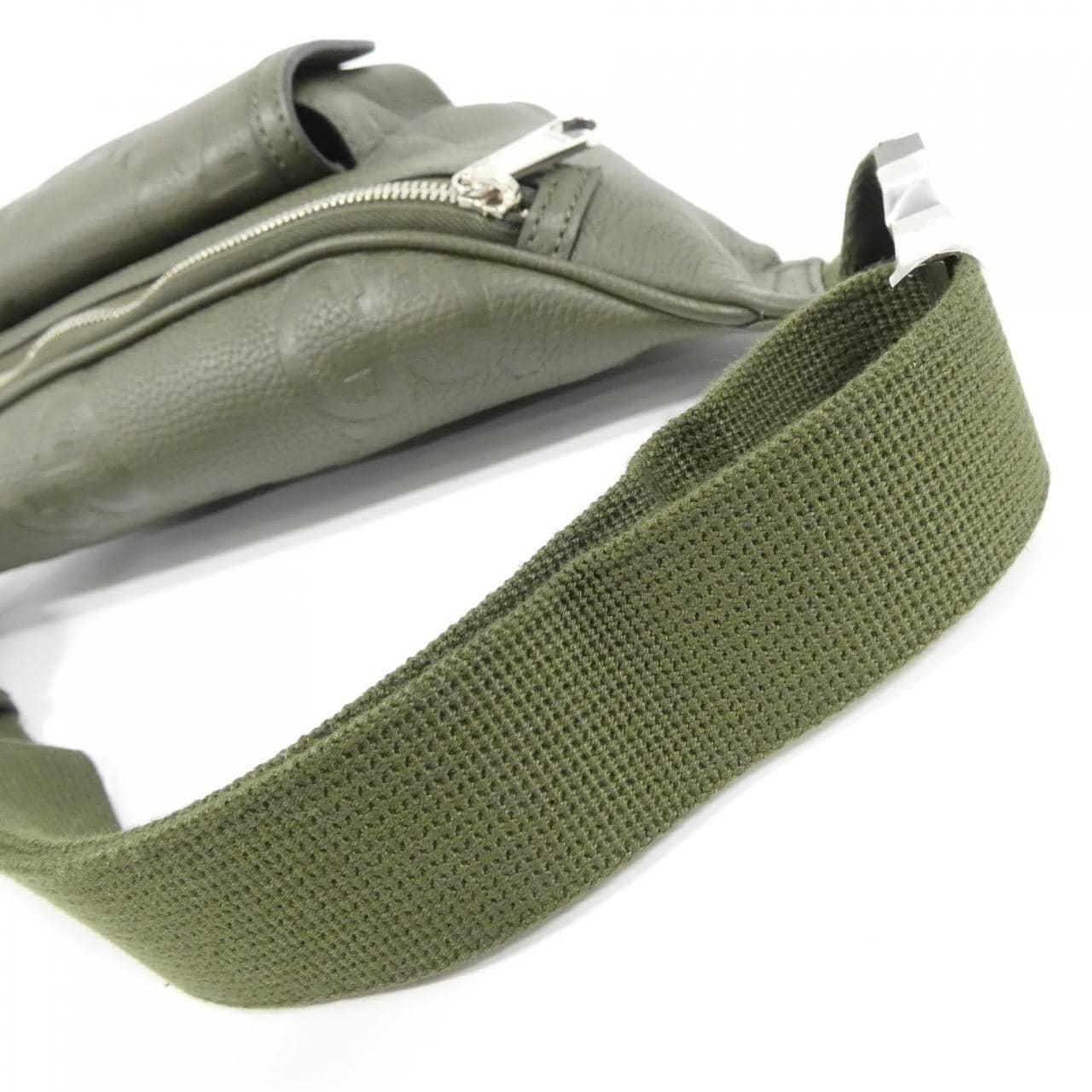 【未使用品】グッチ 645093 AABY7 ウエストバッグ