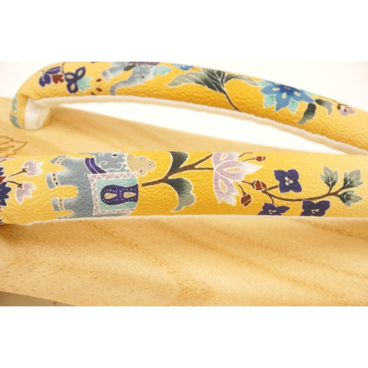 【新品】女下駄　【岡重】Ｆサイズ