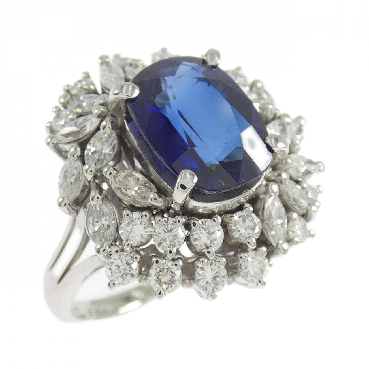 PT900 サファイヤ リング 3.38CT